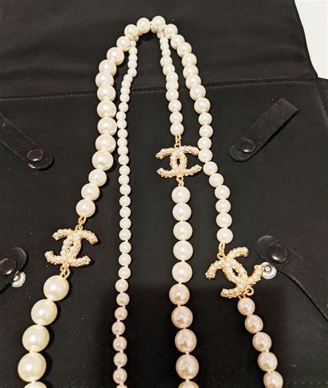 chanel pearl necklace for sale.